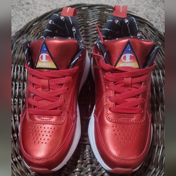Champion sneakers - Picture 1 of 2